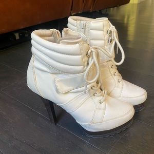 Jennifer Lopez JLO heeled boots size 8